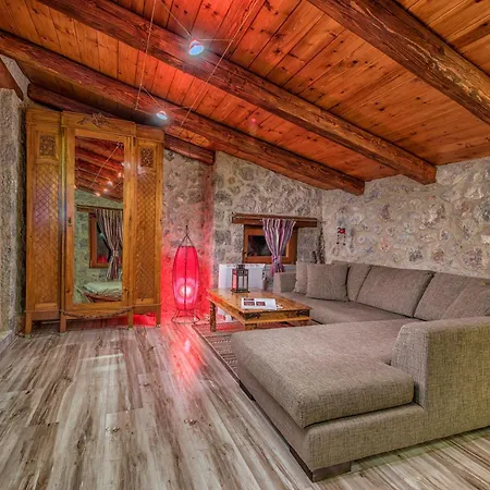 Vip 4 Seasons Apart Otel Arachova